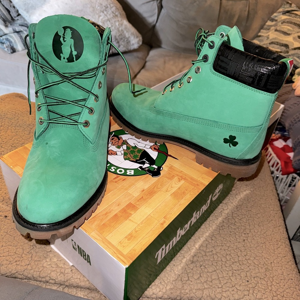 Timberland Green Celtics Boots